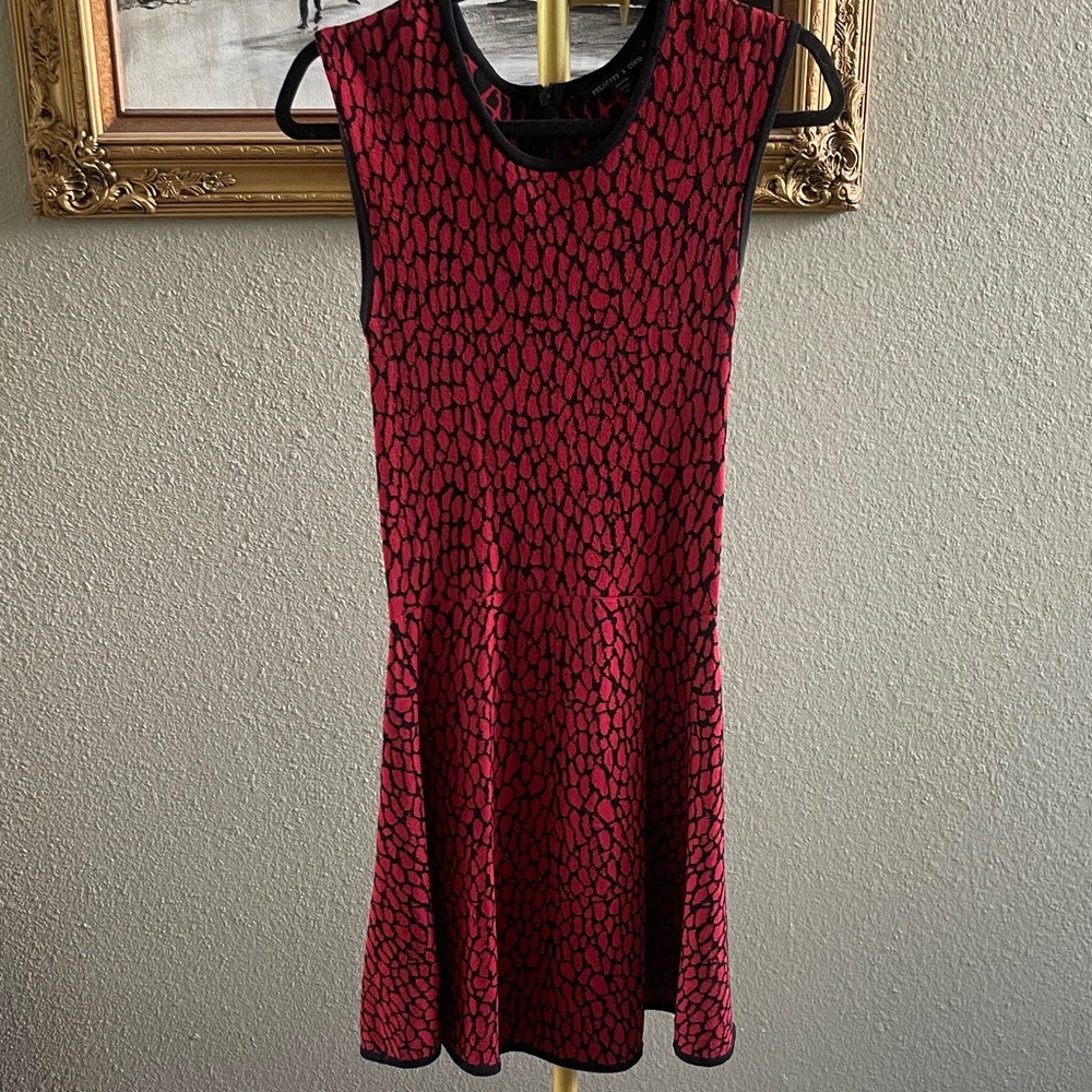 Felicity & Coco Red Patterned Sleeveless Mini Dress with Black Trim